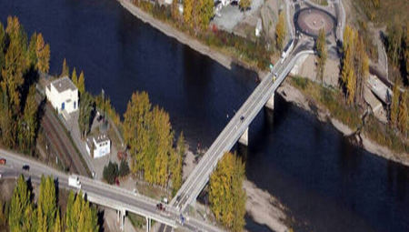 Photo of the Cameron Street Bridge, courtesy of Allnorth Consultants Ltd.